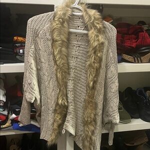 Women's Beige Knit Sweater with Faux Fur Trim